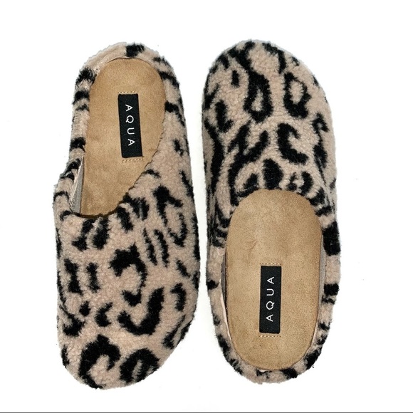 NWOT Aqua Women's Brown Leopard Chami Faux Shearling Slipper Clogs - Picture 1 of 3